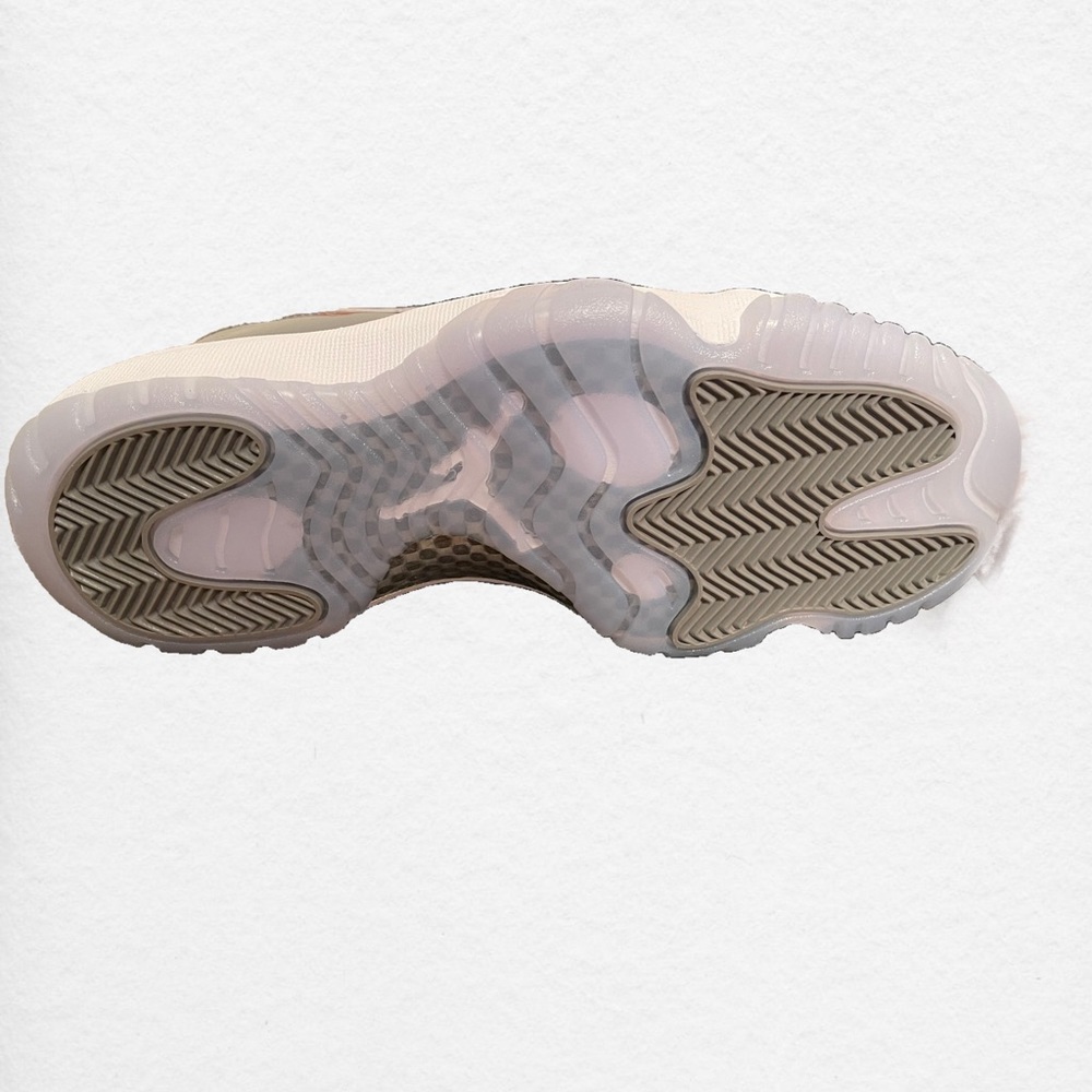 Nike Air Jordan 11 Cool Grey Size 8.5 - Picture 2 of 6